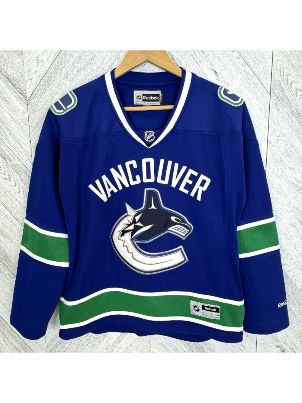 Reebok Vancouver Canucks NHL Hockey Jersey Womens Size Large Home Blank
